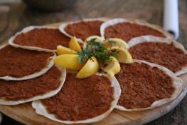 Kosher Lahmahgene 10 Pieces
